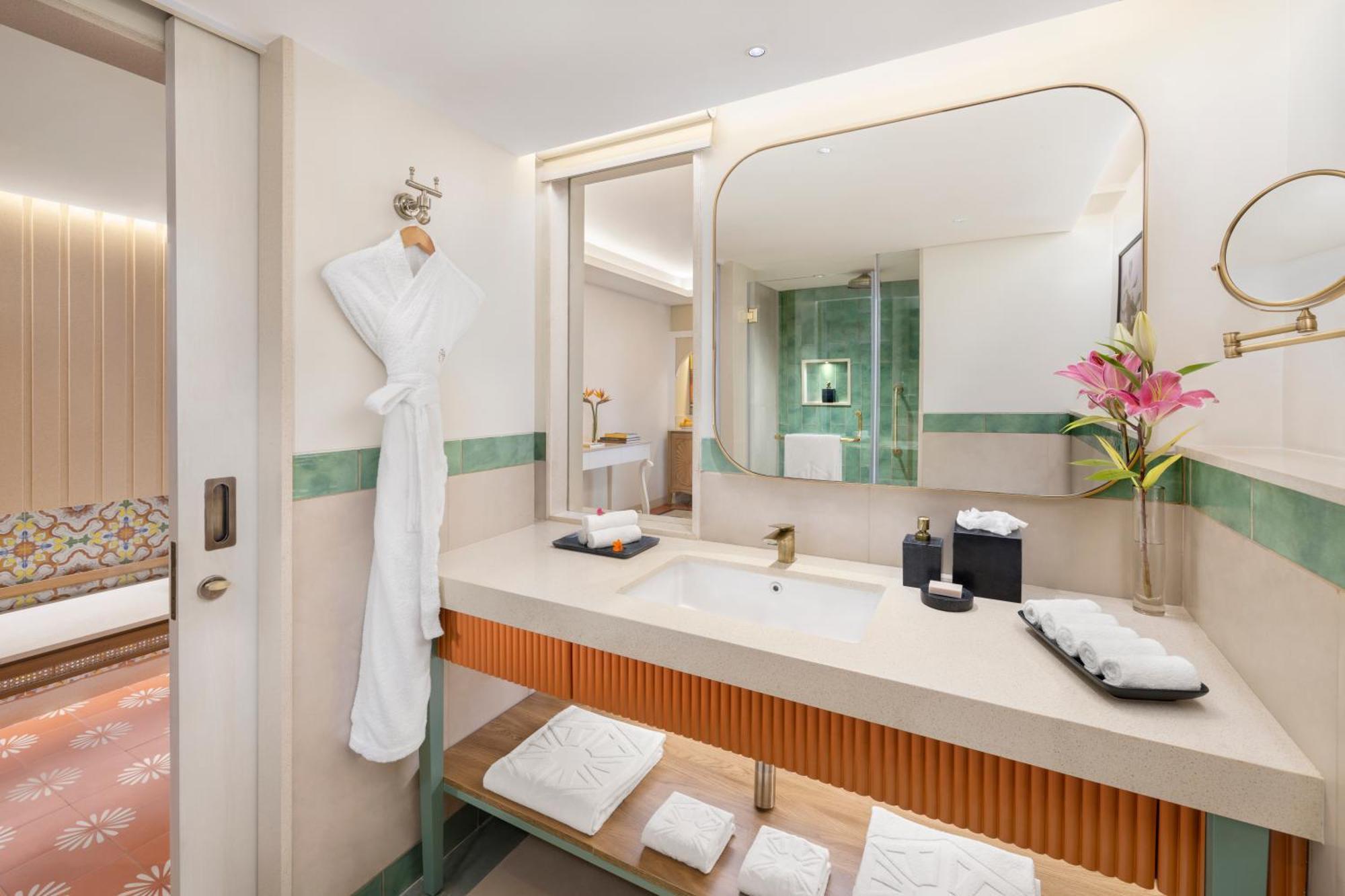 Taj De Goa Heritage, Goa Resort 5*